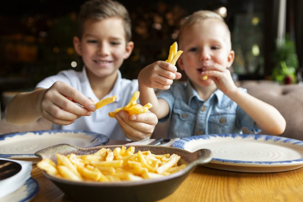 Pommes als Hochzeitsessen für Kinder